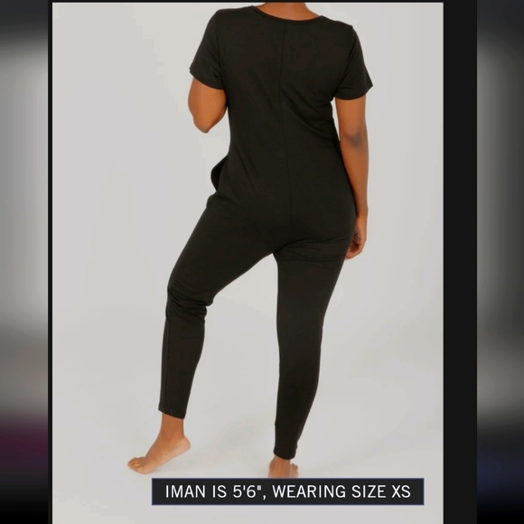 Smash + Tess Sunday Romper Midnight Black XS NWT Onesie V Neck Jumpsuit S+T New - Picture 7 of 16